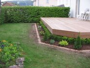 Après travaux de plantation et dallage