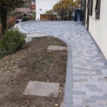 La terrasse en pavés gris